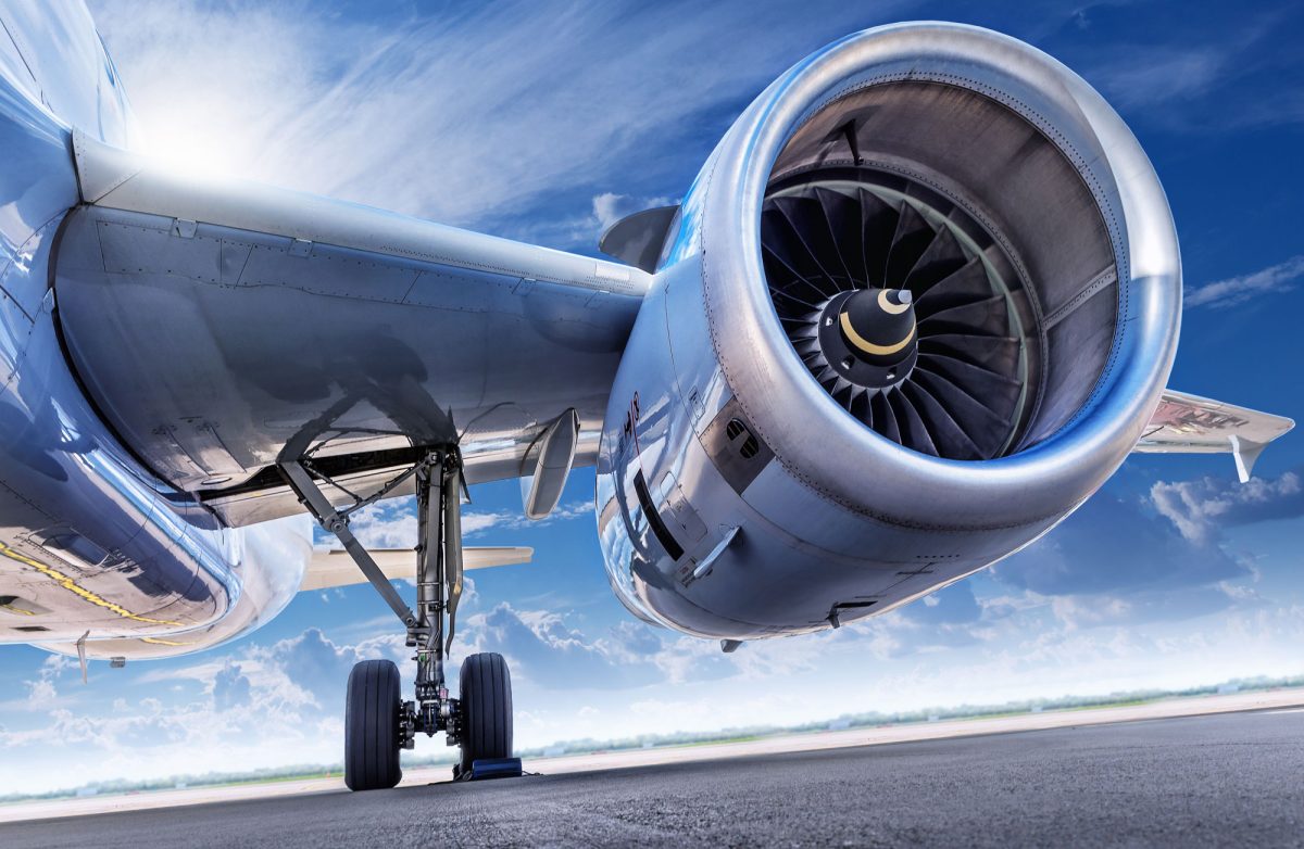 aeroins0 Plane engine dustless blasting in the aerospace industry