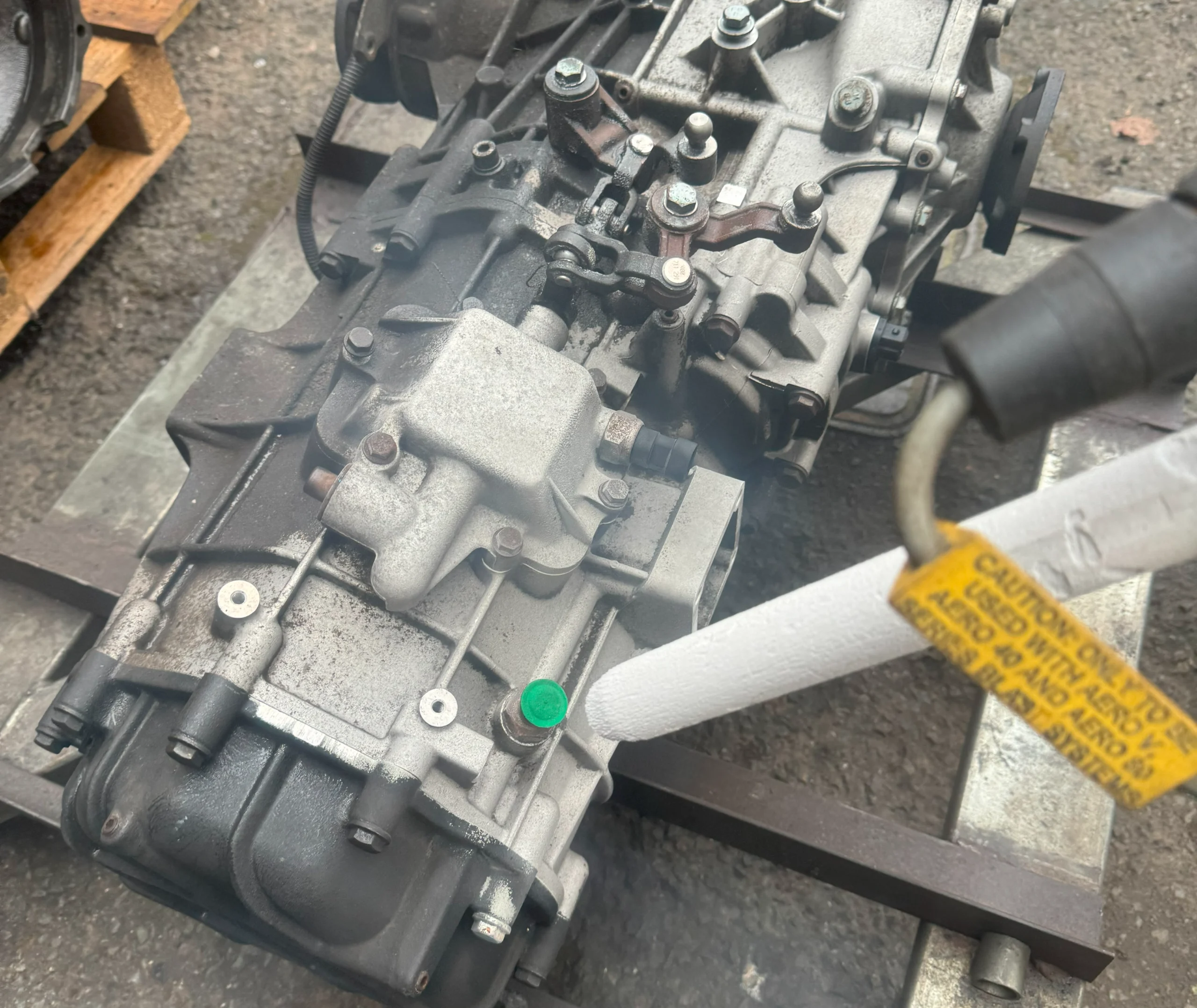 Dry Ice Blasting for the automotive industry by Polarblast