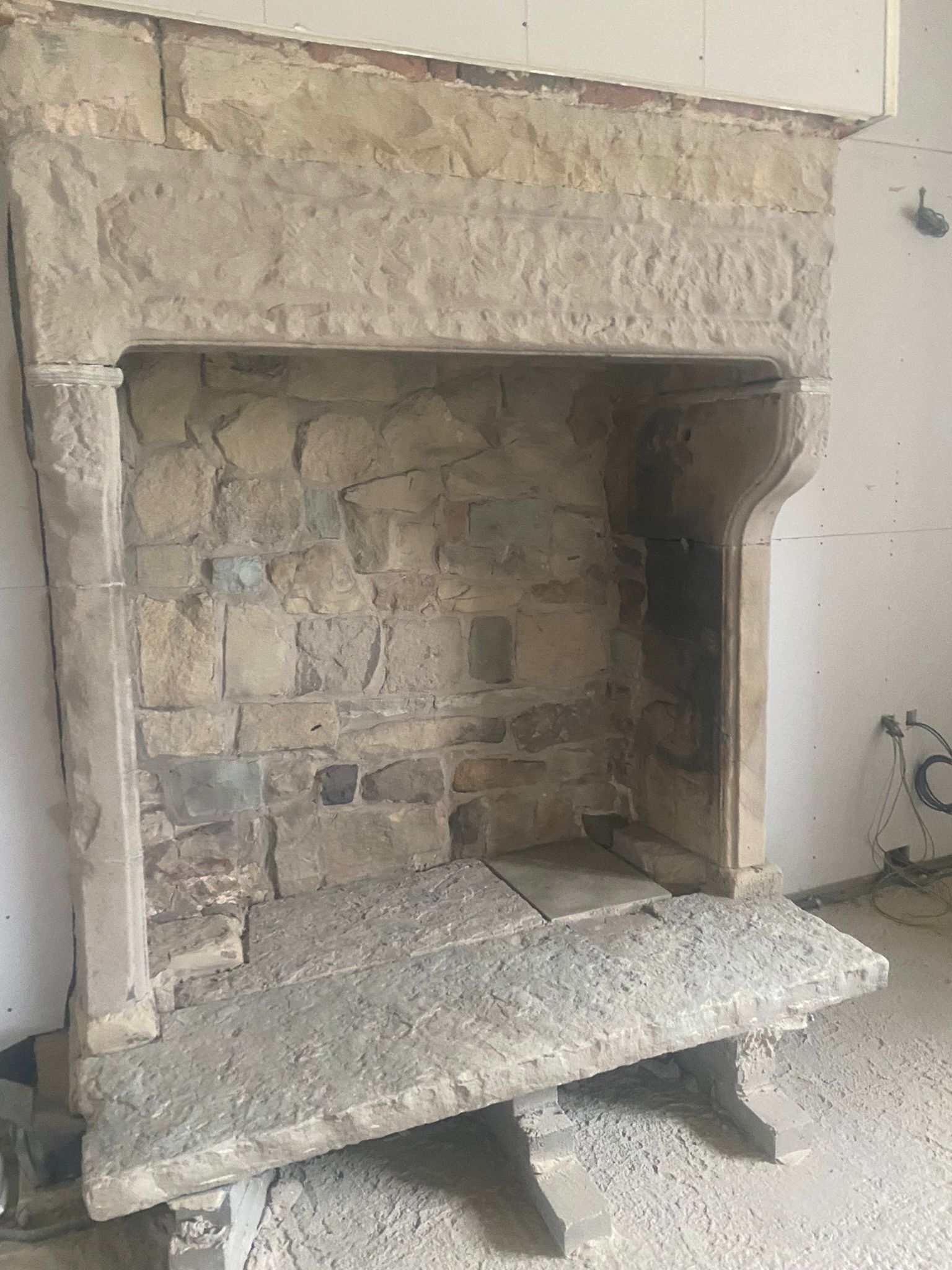 Sandblasting Cleaning Sandstone fireplace